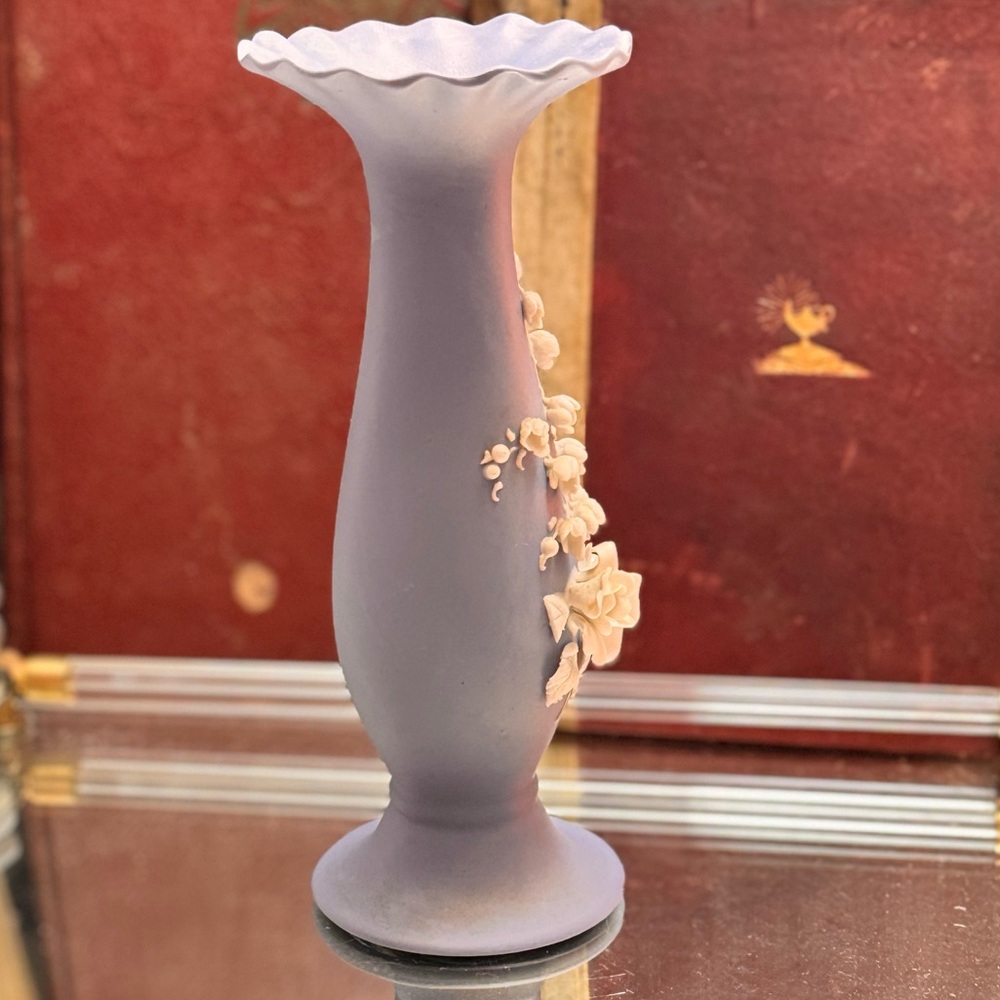 Vintage Lefton Porcelain Blue Bud Vase White Flowers Made In Japan - Picture 2 of 10